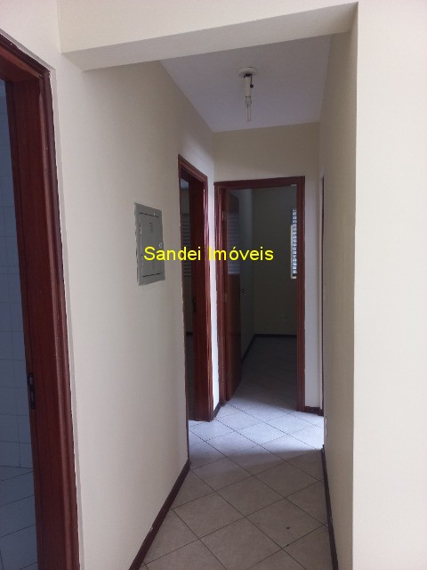 Apartamento para alugar com 2 quartos, 60m² - Foto 27