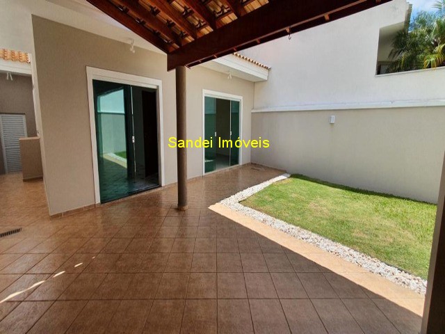 Casa de Condomínio à venda com 3 quartos, 224m² - Foto 16