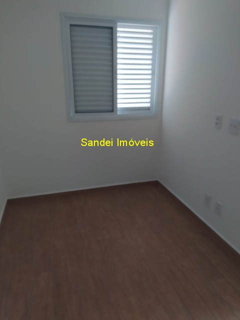 Apartamento à venda com 3 quartos, 84m² - Foto 4