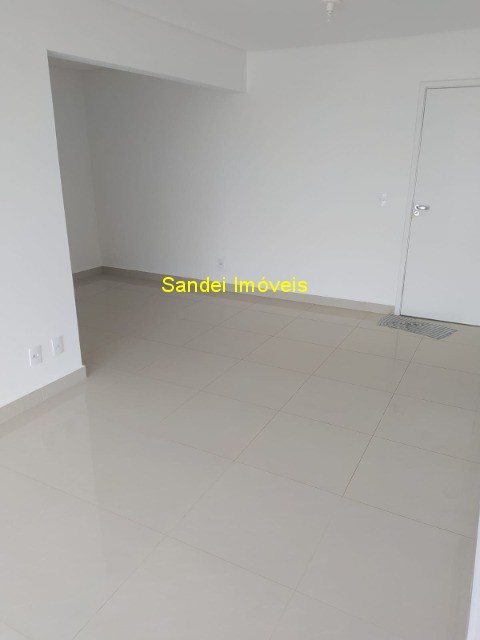 Apartamento à venda com 3 quartos, 84m² - Foto 18