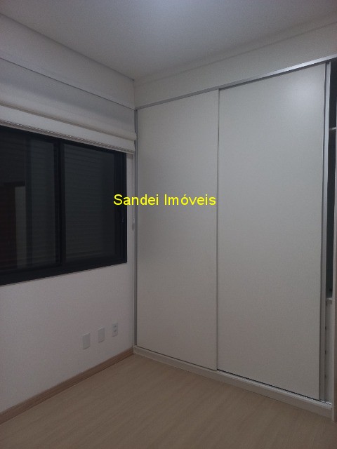 Casa de Condomínio para alugar com 3 quartos, 240m² - Foto 6