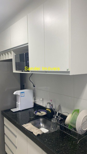 Apartamento à venda com 2 quartos, 67m² - Foto 2