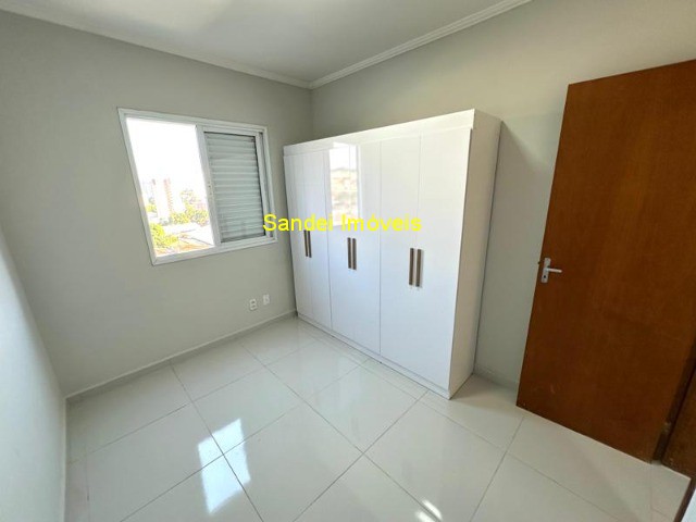 Apartamento para alugar com 2 quartos, 62m² - Foto 21