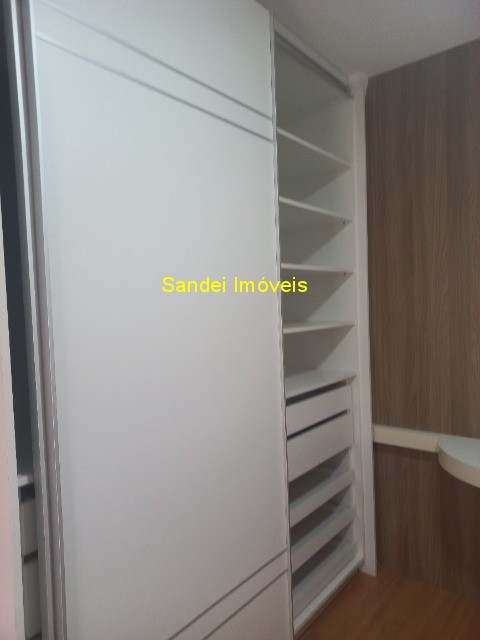 Apartamento para alugar com 3 quartos, 225m² - Foto 57