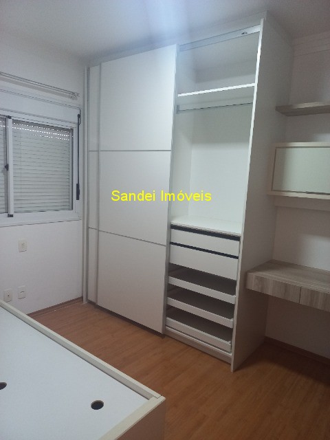 Apartamento para alugar com 3 quartos, 225m² - Foto 47