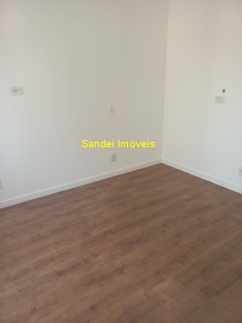 Apartamento para alugar com 3 quartos, 225m² - Foto 32