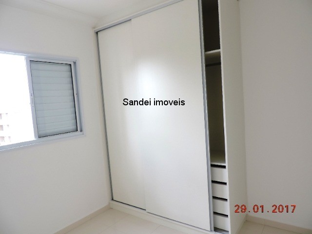 Apartamento para alugar com 2 quartos, 90m² - Foto 11