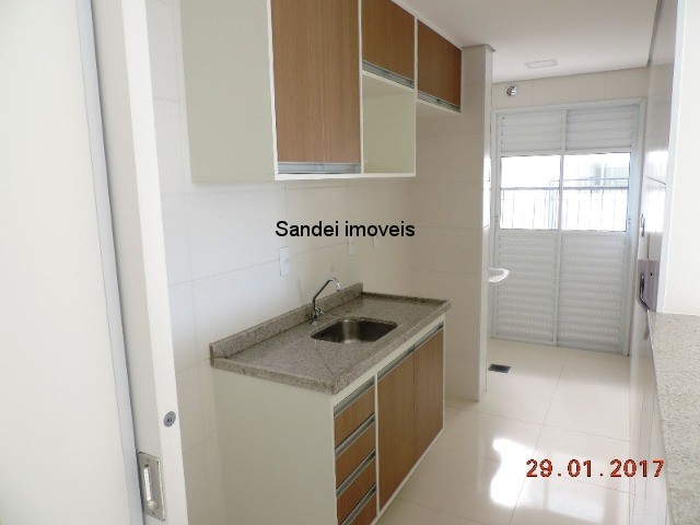 Apartamento para alugar com 2 quartos, 90m² - Foto 13