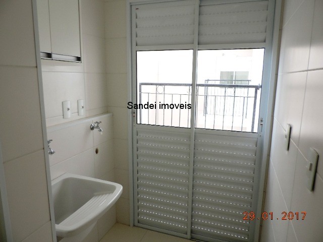 Apartamento para alugar com 2 quartos, 90m² - Foto 18