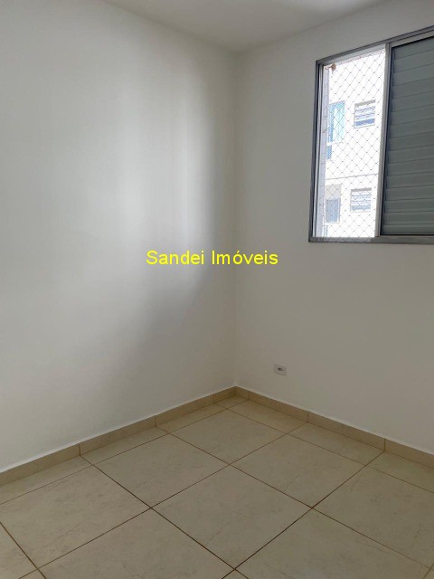 Apartamento para alugar com 2 quartos, 50m² - Foto 12