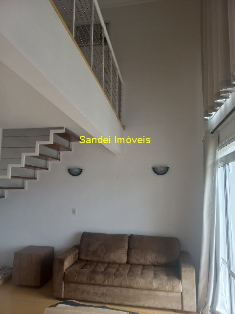 Loft para alugar com 1 quarto, 65m² - Foto 14