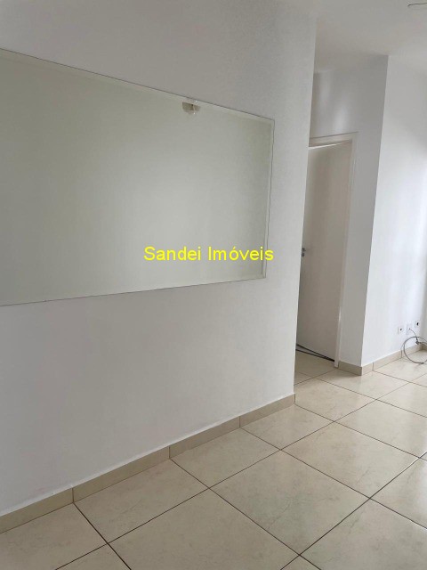 Apartamento para alugar com 2 quartos, 50m² - Foto 3