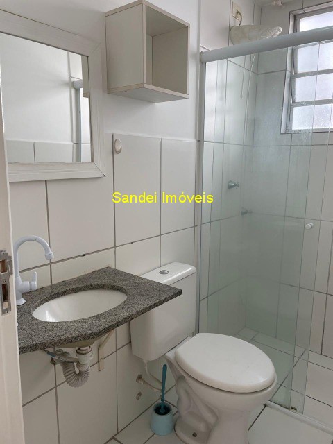 Apartamento para alugar com 2 quartos, 50m² - Foto 8