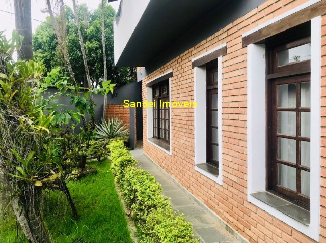 Casa à venda e aluguel com 4 quartos, 330m² - Foto 20