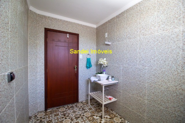 Casa à venda com 3 quartos, 300m² - Foto 11