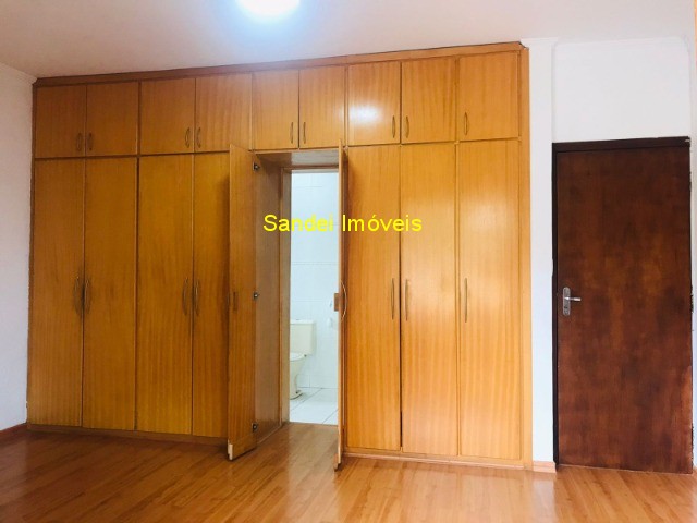 Casa à venda e aluguel com 4 quartos, 330m² - Foto 19