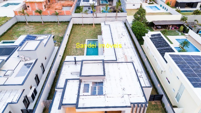 Casa de Condomínio à venda com 4 quartos, 467m² - Foto 3