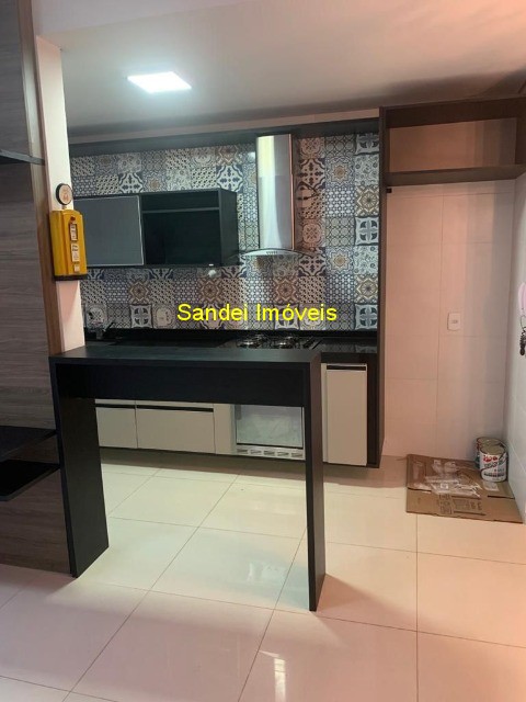 Apartamento para alugar com 3 quartos, 90m² - Foto 1