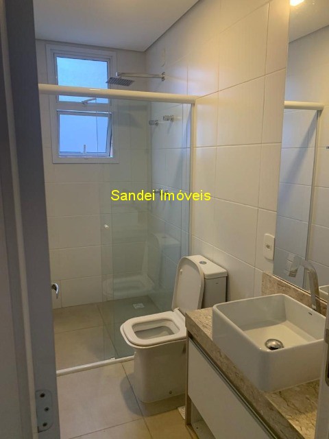 Apartamento para alugar com 3 quartos, 90m² - Foto 17