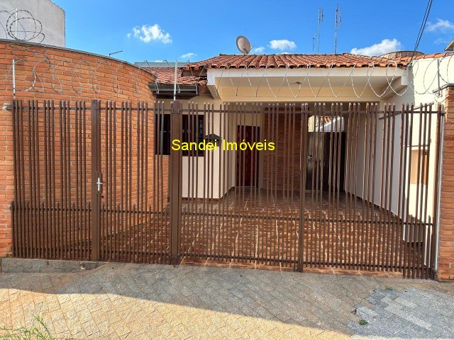 Casa, 3 quartos, 156 m² - Foto 1