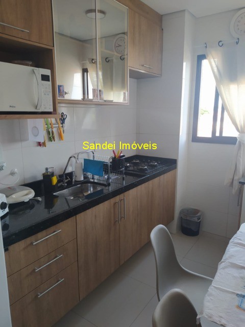 Apartamento à venda com 2 quartos, 56m² - Foto 1