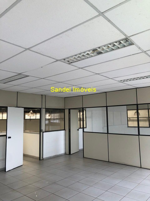 Depósito-Galpão-Armazém para alugar, 1050m² - Foto 4