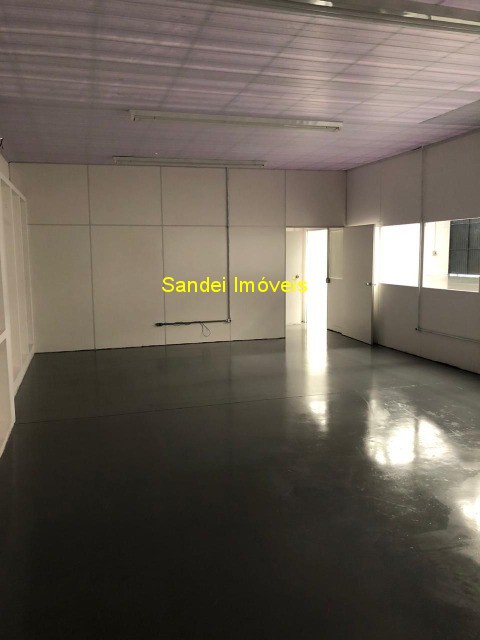 Depósito-Galpão-Armazém para alugar, 1050m² - Foto 6
