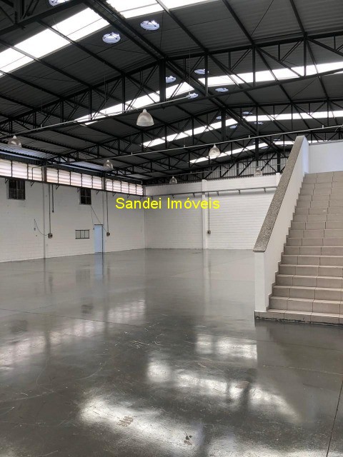 Depósito-Galpão-Armazém para alugar, 1050m² - Foto 7