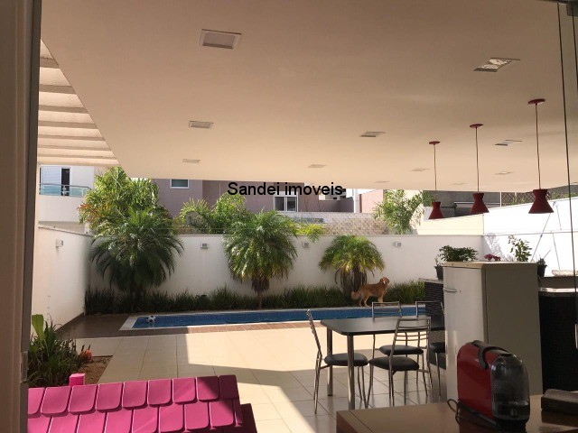 Casa de Condomínio à venda e aluguel com 4 quartos, 371m² - Foto 2