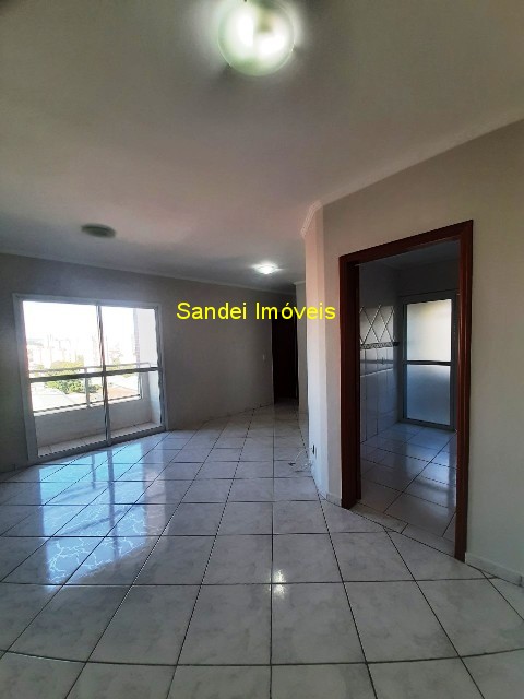 Apartamento para alugar com 2 quartos, 62m² - Foto 4