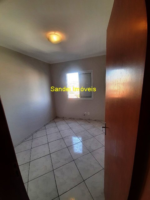 Apartamento para alugar com 2 quartos, 62m² - Foto 15