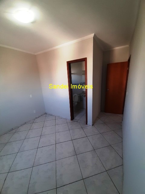 Apartamento para alugar com 2 quartos, 62m² - Foto 11