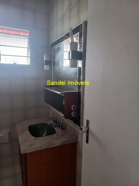 Sobrado para alugar com 3 quartos, 250m² - Foto 14