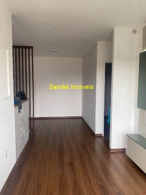 Apartamento para alugar com 2 quartos, 60m² - Foto 10