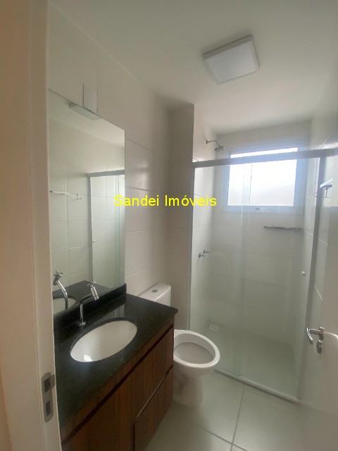 Apartamento para alugar com 2 quartos, 60m² - Foto 11