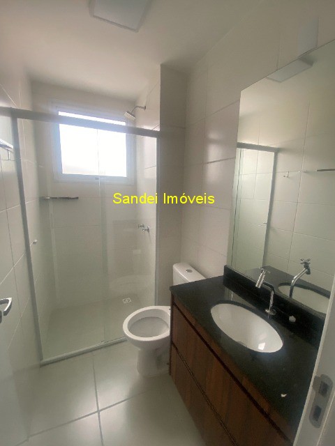 Apartamento para alugar com 2 quartos, 60m² - Foto 6