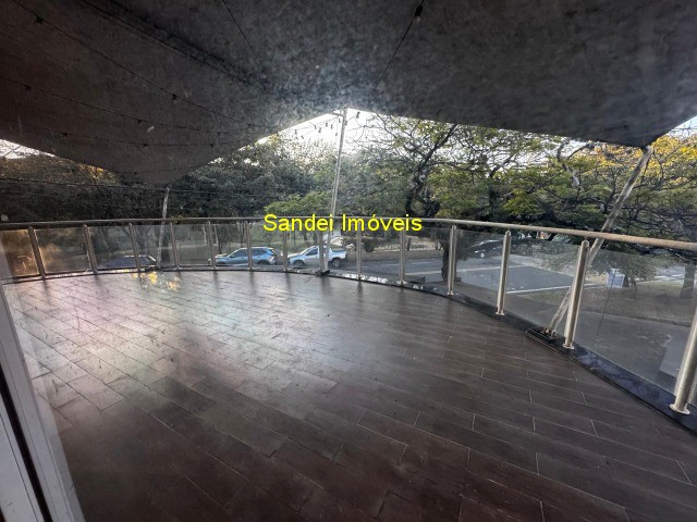 Prédio Inteiro - Foto 1