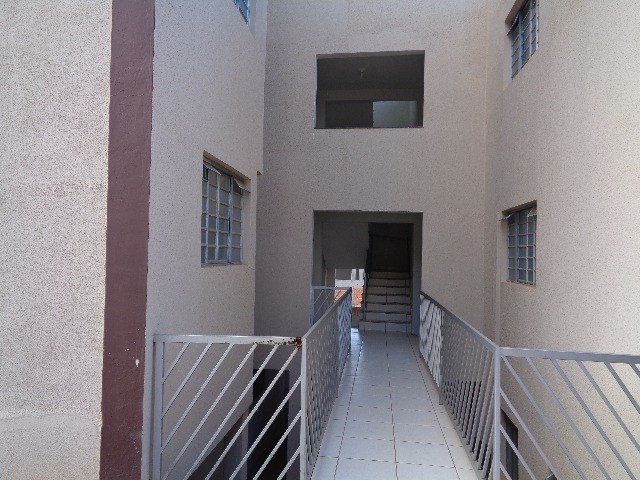 Apartamento à venda com 2 quartos, 1m² - Foto 11