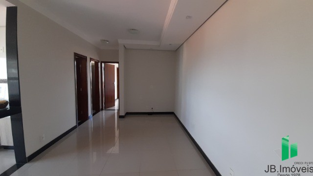 Apartamento à venda com 2 quartos, 69m² - Foto 4