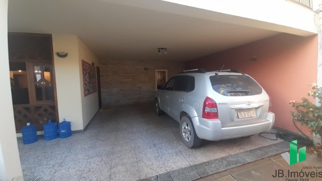 Casa à venda com 5 quartos, 507m² - Foto 3