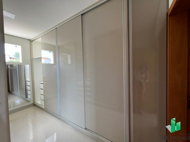 Casa à venda com 3 quartos, 300m² - Foto 8