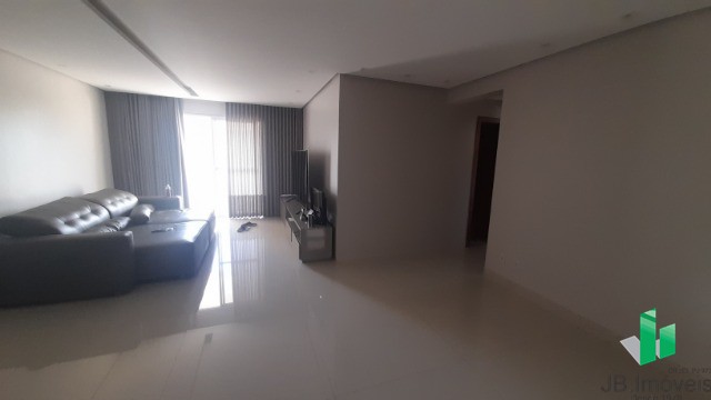 Apartamento à venda com 3 quartos, 127m² - Foto 2