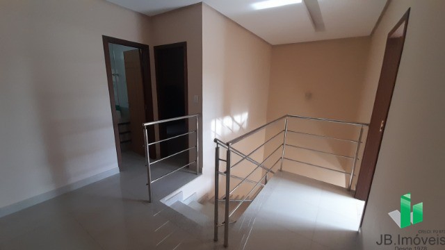 Casa à venda com 4 quartos, 300m² - Foto 14