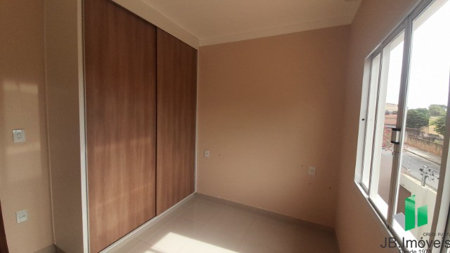 Casa à venda com 4 quartos, 300m² - Foto 12