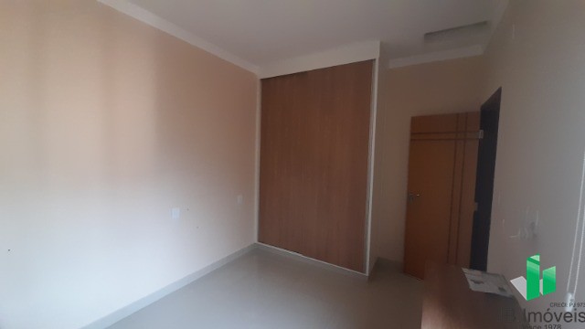 Casa à venda com 4 quartos, 300m² - Foto 22