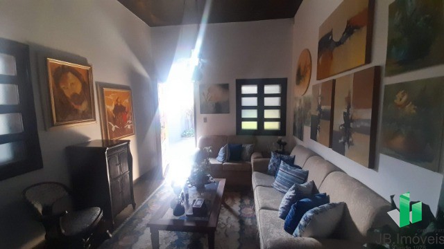 Casa à venda com 3 quartos, 300m² - Foto 5