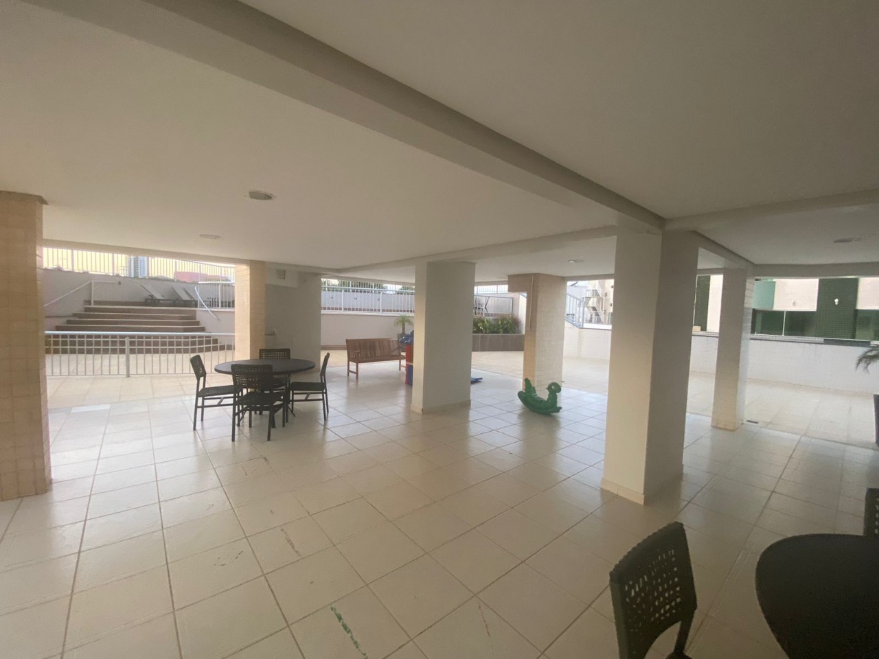 Apartamento à venda com 3 quartos, 137m² - Foto 8