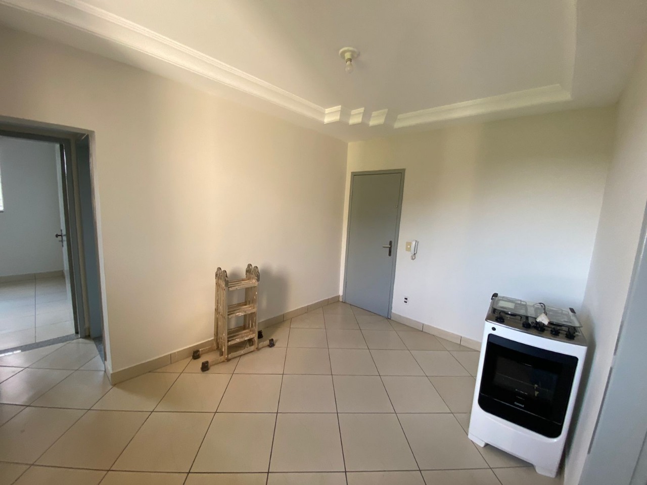 Apartamento à venda com 2 quartos, 7m² - Foto 13