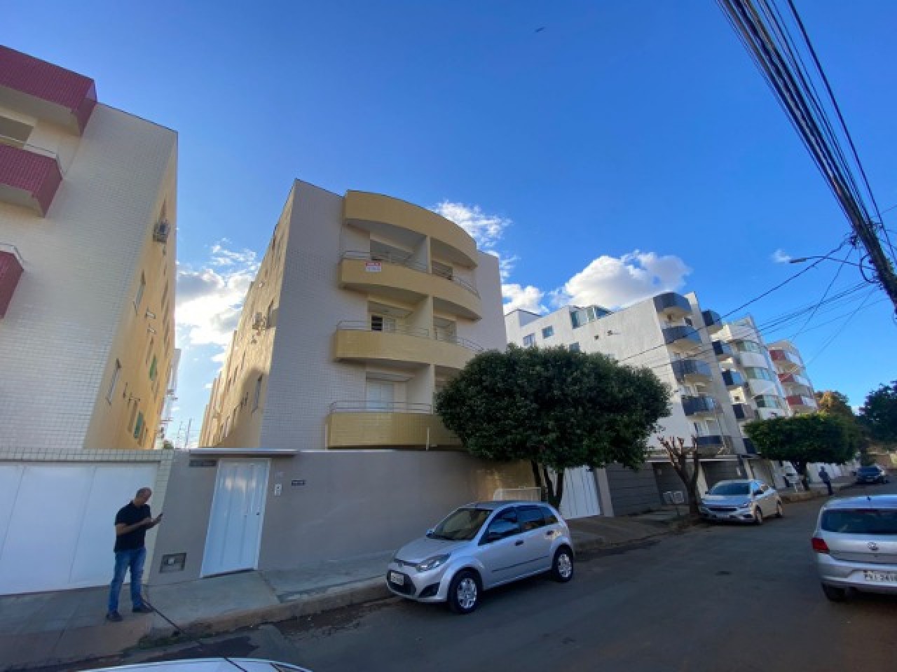 Apartamento à venda com 3 quartos, 89m² - Foto 1