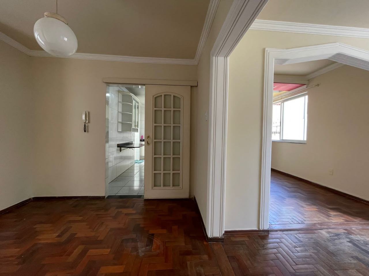 Apartamento à venda com 3 quartos, 103m² - Foto 1